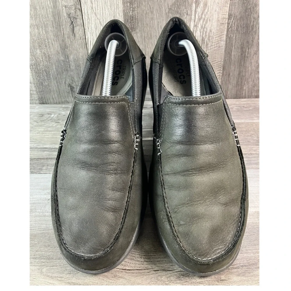 Crocs Walu Slip-On Leather Loafers Mens 11 Charcoal Grey Moc Toe 202221
